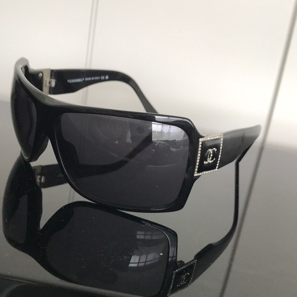 Authentic Chanel Rhinestone Sunglasses - Picture 2 of 6